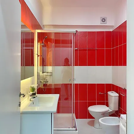 Daire Lulu - Peony Golem (Tirana)